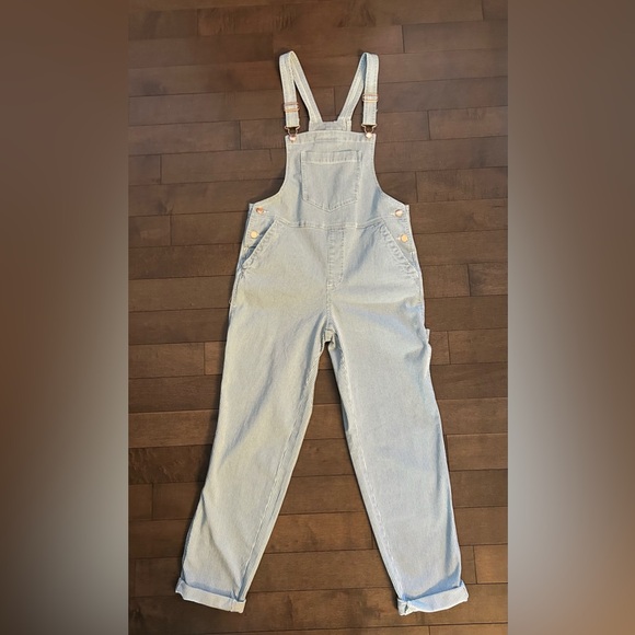 Universal Thread Denim - NWT Universal Thread Blue & White Pinstripe Stretchy Overalls Size 2